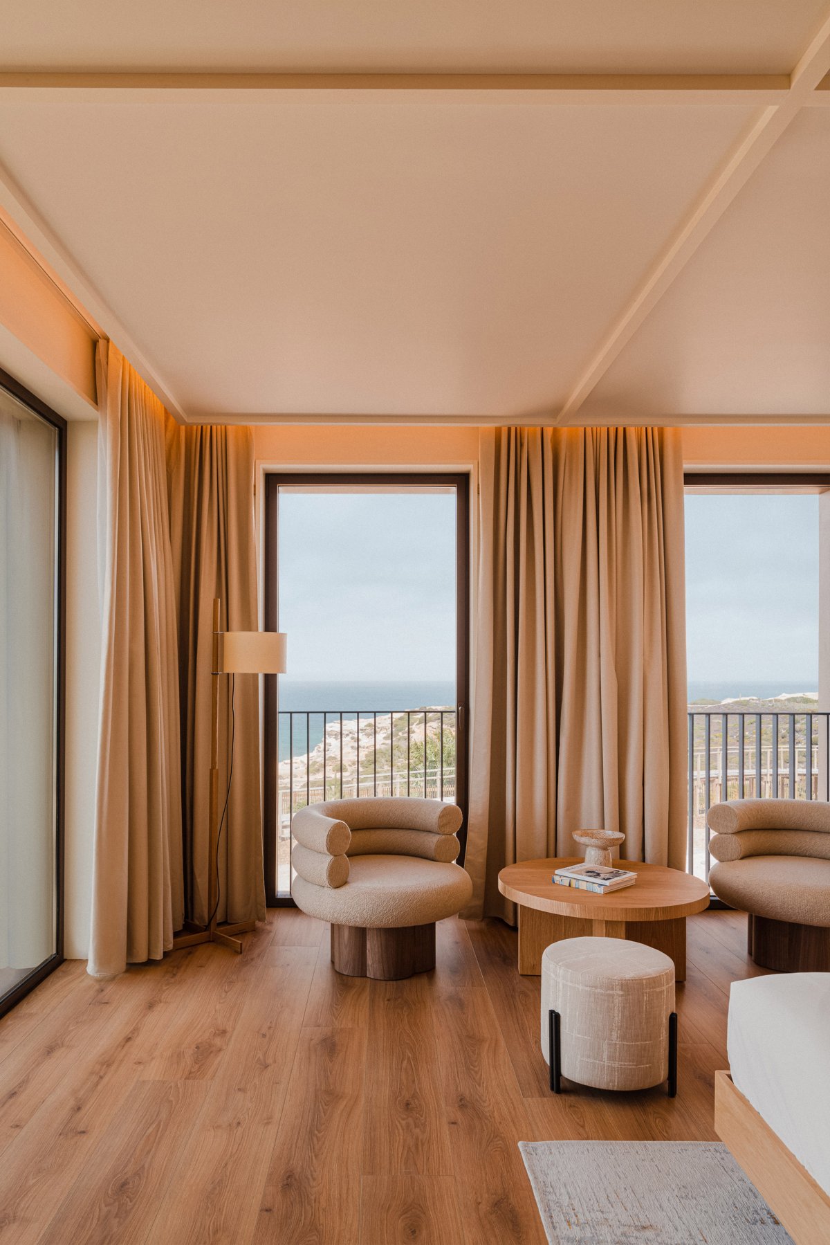 YinjiSpace Pedra Silva Arquitectos x Aethos Ericeira Hotel